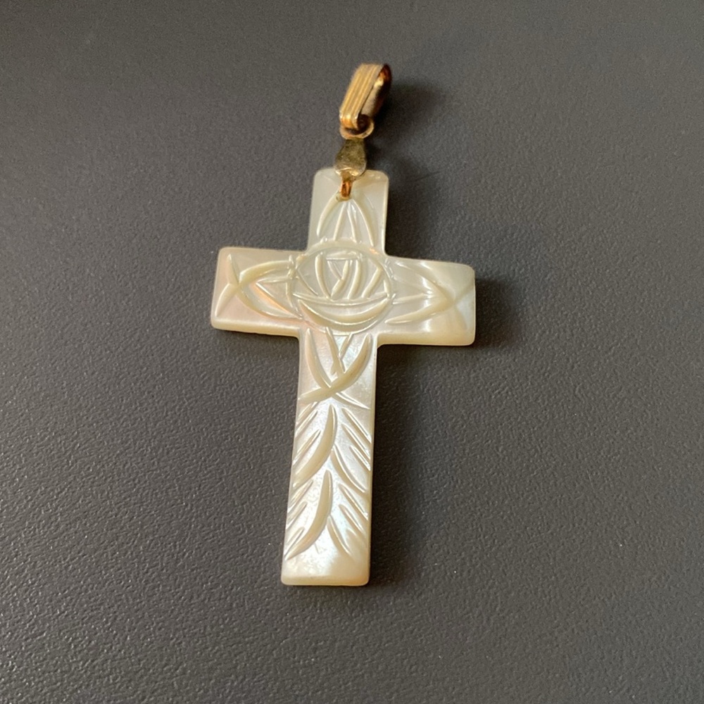 Vintage Mother of Pearl Cross Pendant